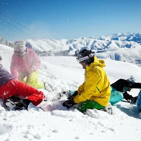 4 Pers à Saint-lary Village, Quartier Thermal, Proche Télécabine, Parking Privé - Fr-1-296-374