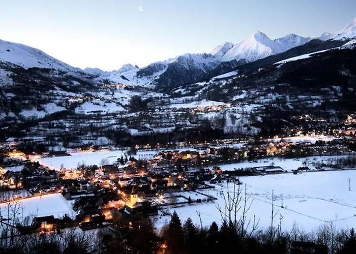 4 Personnes Proche Thermes Et Telecabine A Lary - Fr-1-296-374